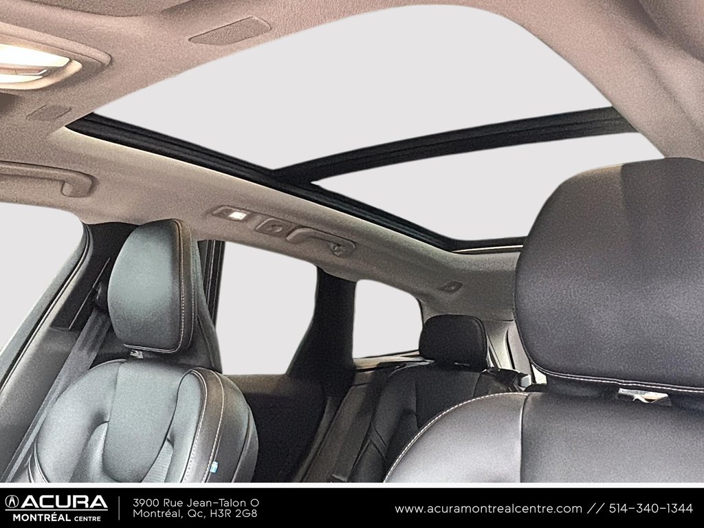 2023 Volvo XC60 Ultimate Dark Theme in Montreal, Quebec - 16 - w1024h768px