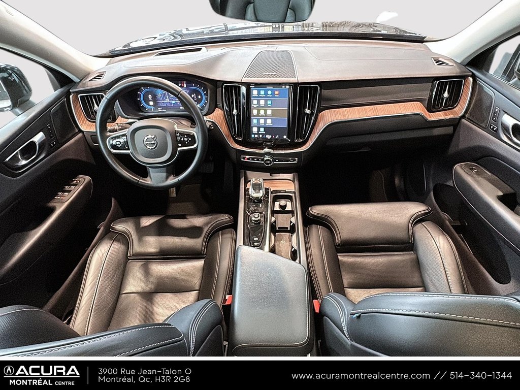 2023 Volvo XC60 Ultimate Dark Theme in Montreal, Quebec - 8 - w1024h768px