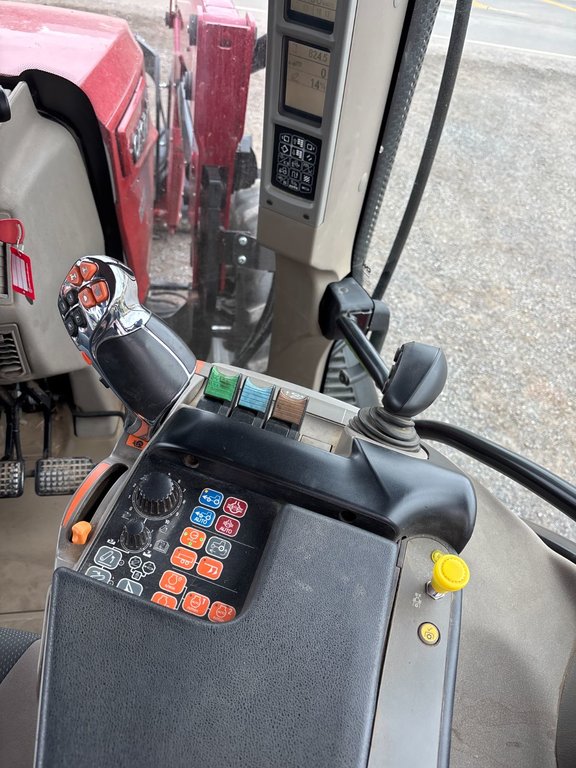 Case IH Maxxum 150  2021 à Cacouna, Québec - 8 - w1024h768px