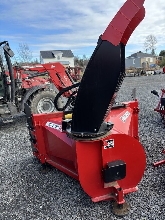 2023 Igland SBV2380 in Cacouna, Quebec - 2 - w1024h768px