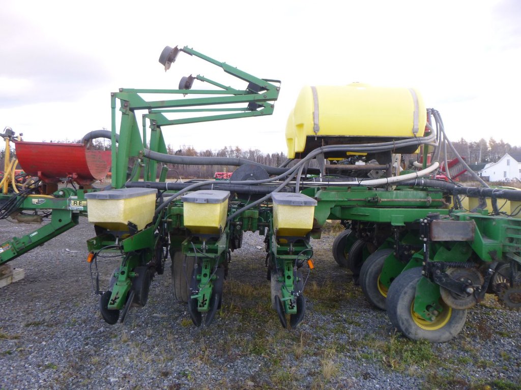 John Deere 1780  2000 à Cacouna, Québec - 8 - w1024h768px