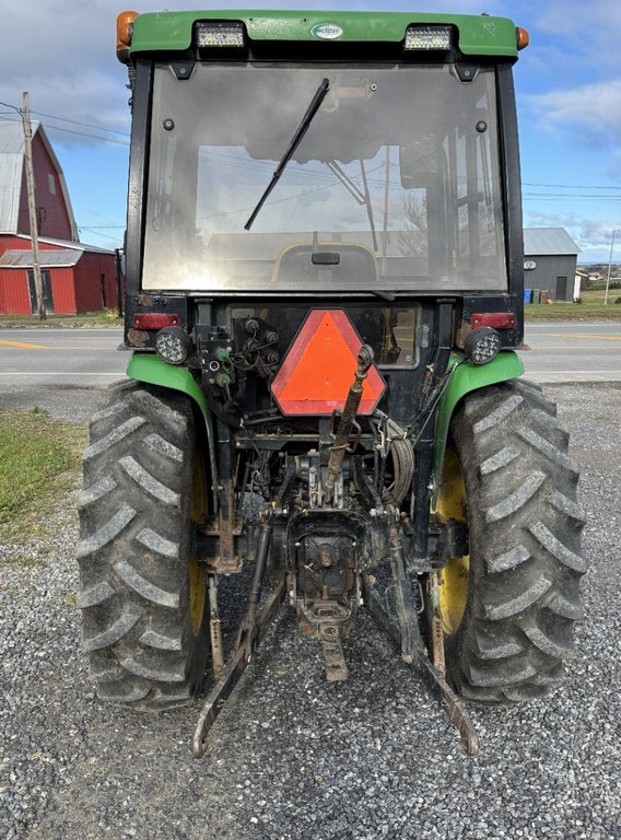 John Deere 4520  2011 à Cacouna, Québec - 5 - w1024h768px