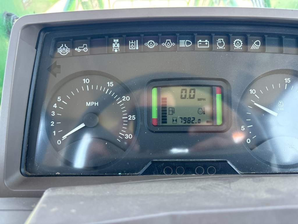 John Deere 6430  2011 à Cacouna, Québec - 11 - w1024h768px