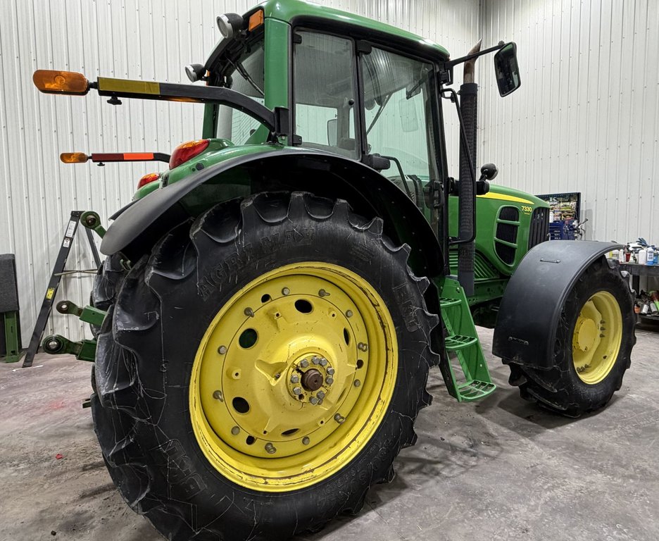 2008 John Deere 7330 in Cacouna, Quebec - 8 - w1024h768px