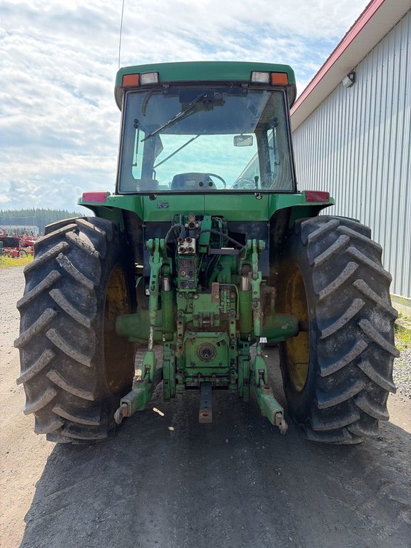 2002 John Deere 7410 in Cacouna, Quebec - 3 - w1024h768px