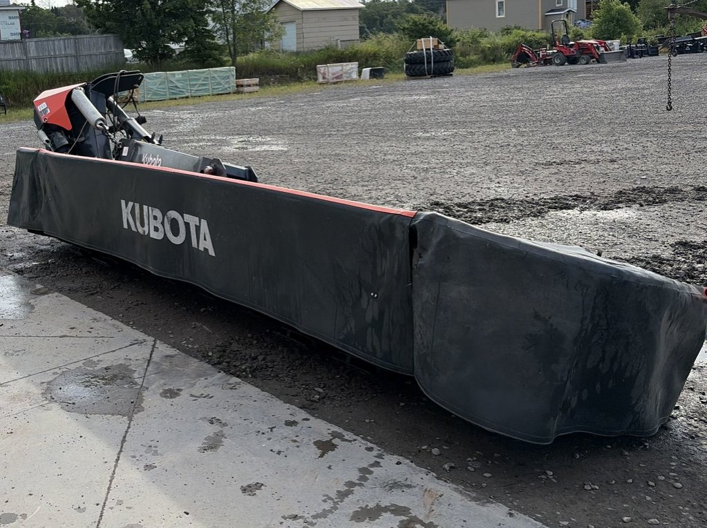 2020 KUBOTA DM3040 in Cacouna, Quebec - 2 - w1024h768px
