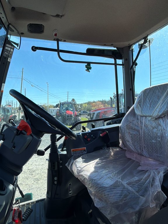 KUBOTA M6 111  2023 à Cacouna, Québec - 7 - w1024h768px