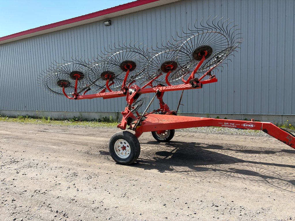 2012 Kuhn SR112 in Cacouna, Quebec - 2 - w1024h768px