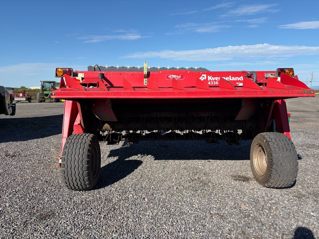 2017 Kverneland 4336LT in Cacouna, Quebec - 3 - w1024h768px