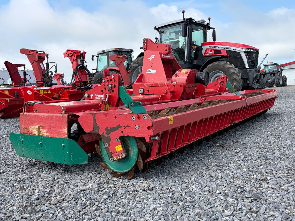 2012 Kverneland NGS 451 in Cacouna, Quebec - 4 - w1024h768px