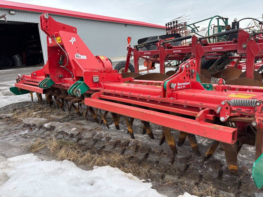 Kverneland NGS 451  2012 à Cacouna, Québec - 4 - w1024h768px