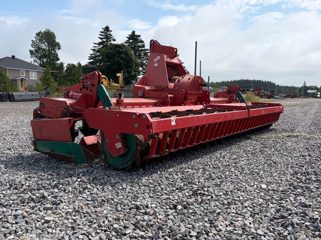 2009 Kverneland NGS401 in Cacouna, Quebec - 3 - w1024h768px