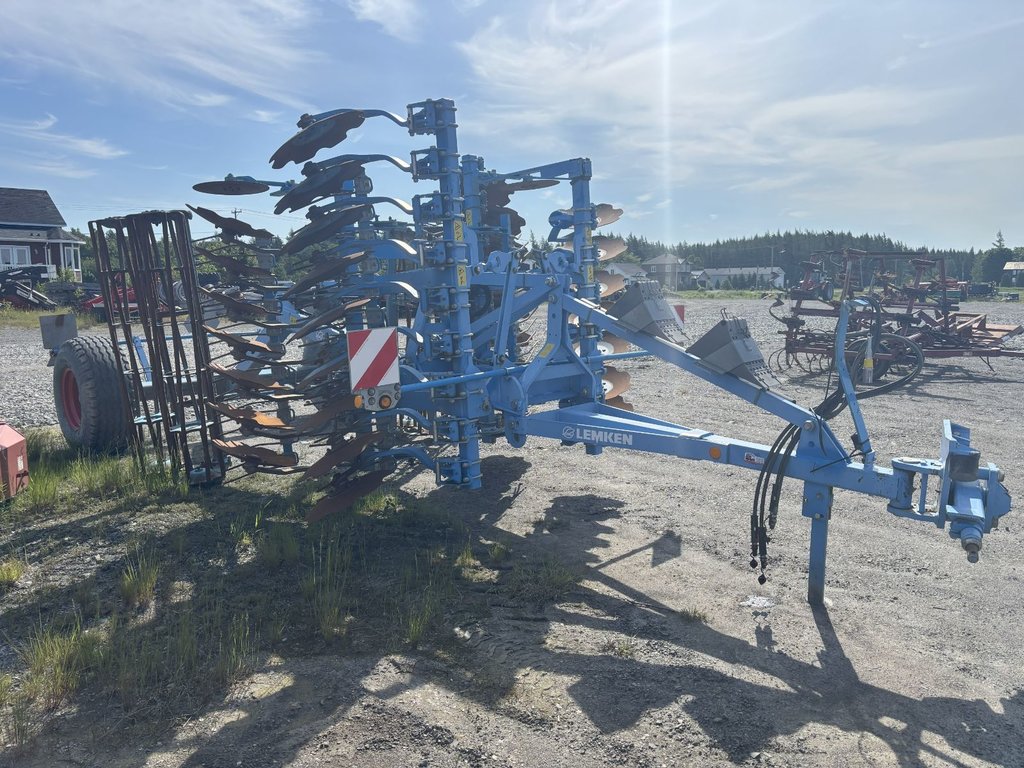 2014 LEMKEN Rubin 9-400 in Cacouna, Quebec - 3 - w1024h768px
