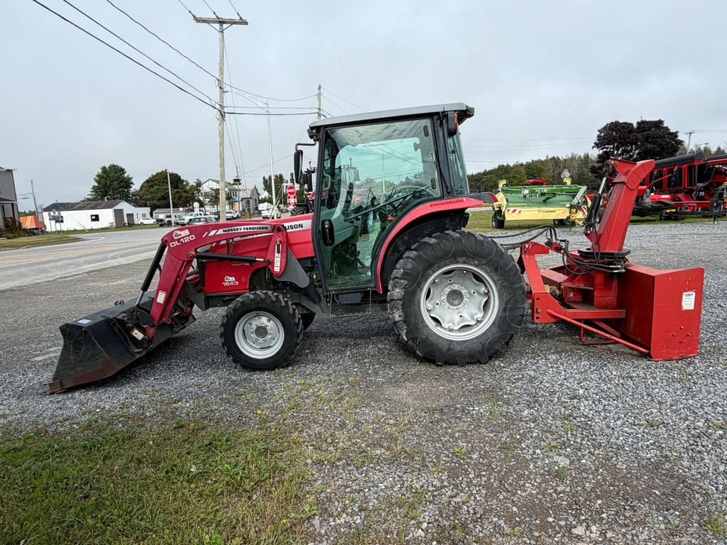 2013 MASSEY FERGUSON 1643 in Cacouna, Quebec - 4 - w1024h768px
