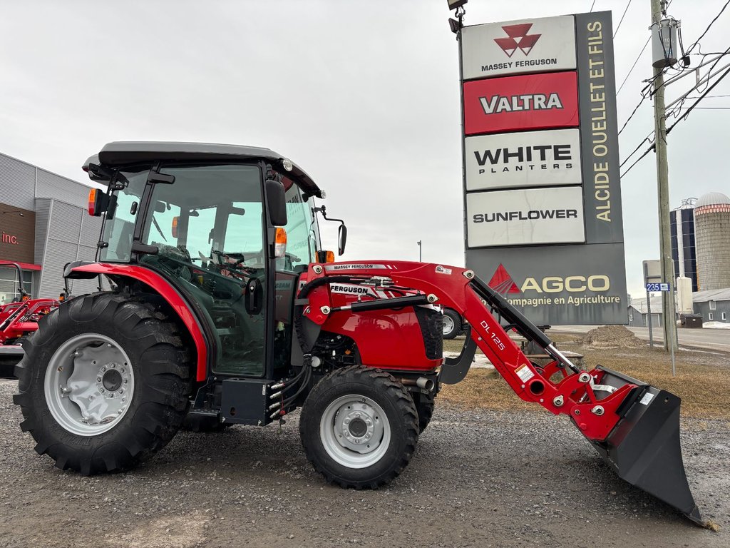 MASSEY FERGUSON 1736HL  2017 à Cacouna, Québec - 1 - w1024h768px