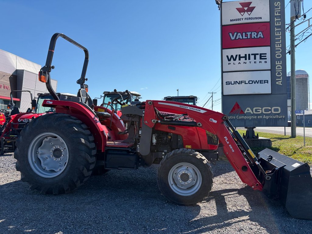 MASSEY FERGUSON 2750E  2020 à Cacouna, Québec - 1 - w1024h768px