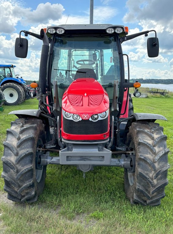 2015 MASSEY FERGUSON 5611 in Cacouna, Quebec - 3 - w1024h768px