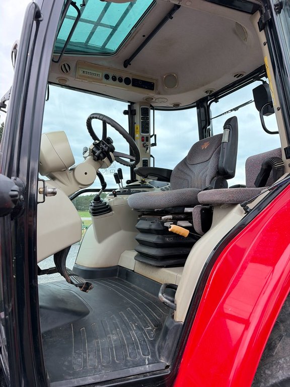 MASSEY FERGUSON 5713SL  2016 à Cacouna, Québec - 6 - w1024h768px