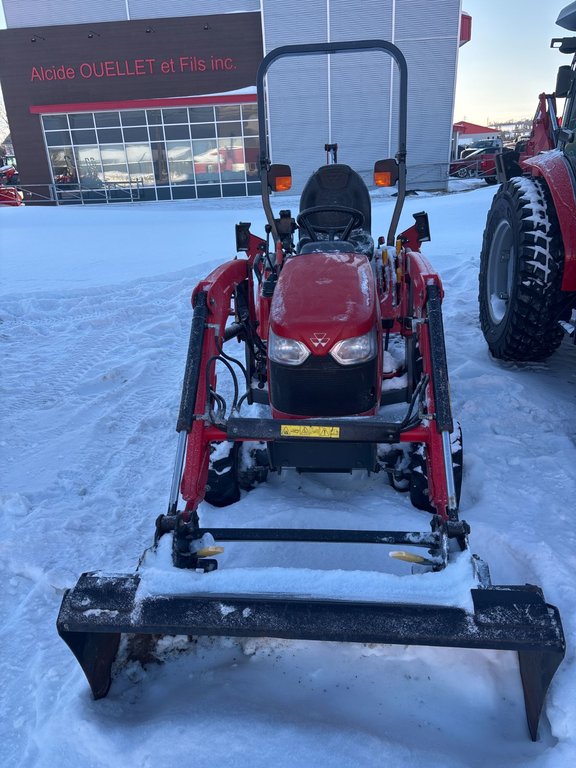 2019 MASSEY FERGUSON GC1723ETLB in Cacouna, Quebec - 3 - w1024h768px