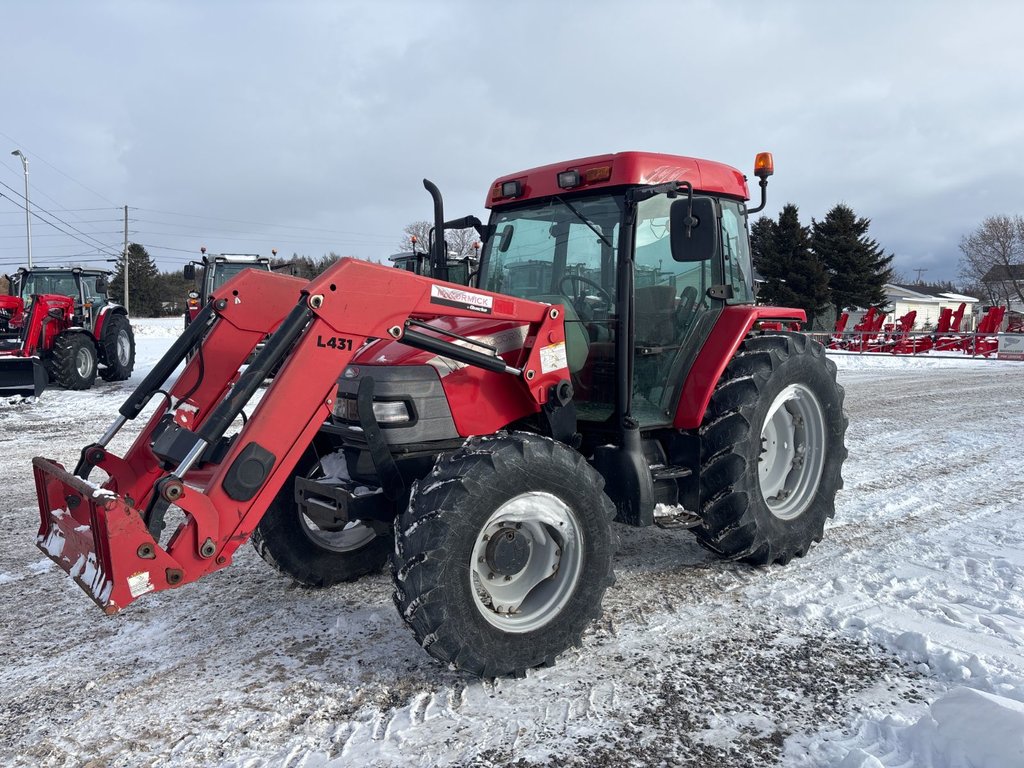 MCCORMICK CX-105  2011 à Cacouna, Québec - 5 - w1024h768px