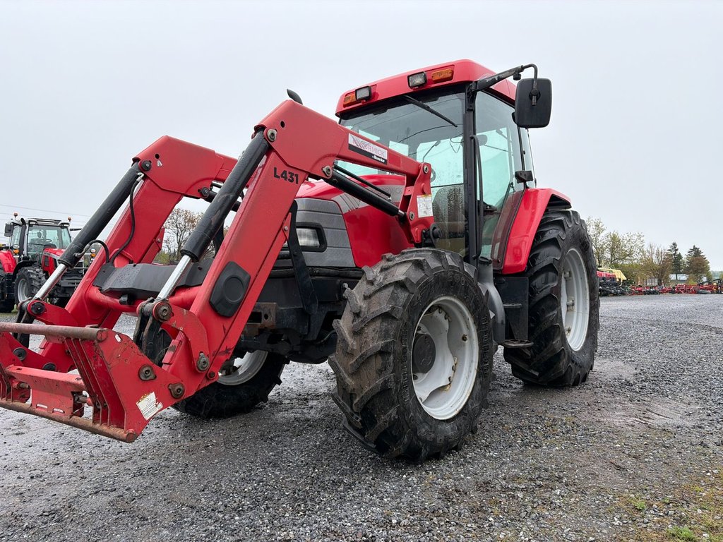 2011 MCCORMICK CX-105 in Cacouna, Quebec - 3 - w1024h768px