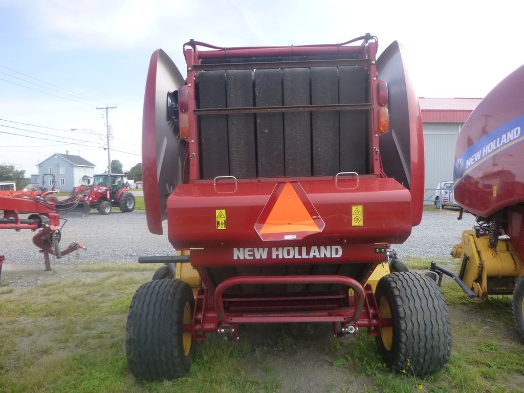 Roll-Belt 450  2019 à Cacouna, Québec - 4 - w1024h768px