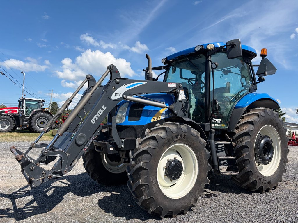 New Holland T6020  2014 à Cacouna, Québec - 3 - w1024h768px