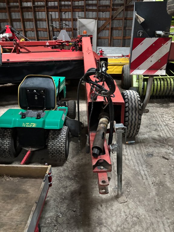 New-Idea 5212  2006 à Cacouna, Québec - 3 - w1024h768px