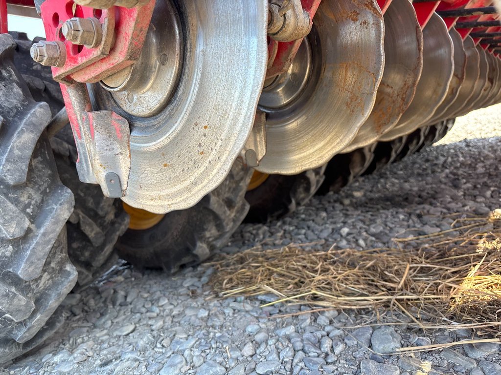 Vaderstad Rapid 400C  2015 à Cacouna, Québec - 10 - w1024h768px