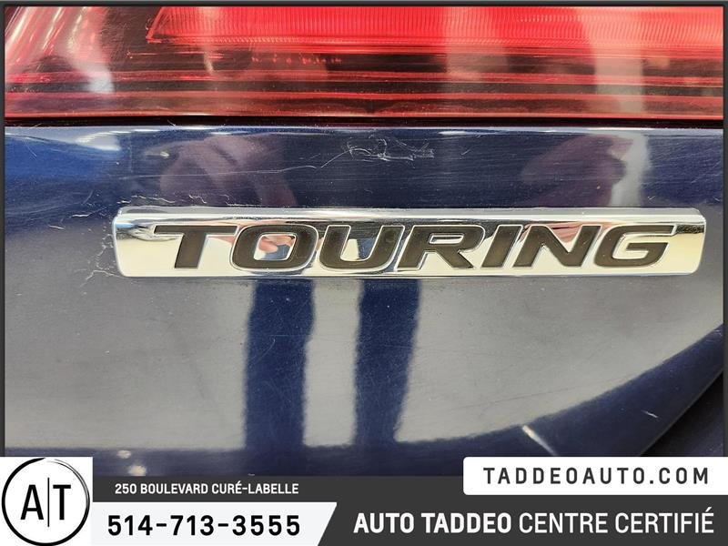2016  Accord Sedan L4 Touring CVT in Laval, Quebec - 8 - w1024h768px