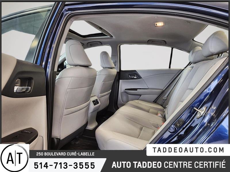 2016  Accord Sedan L4 Touring CVT in Laval, Quebec - 11 - w1024h768px
