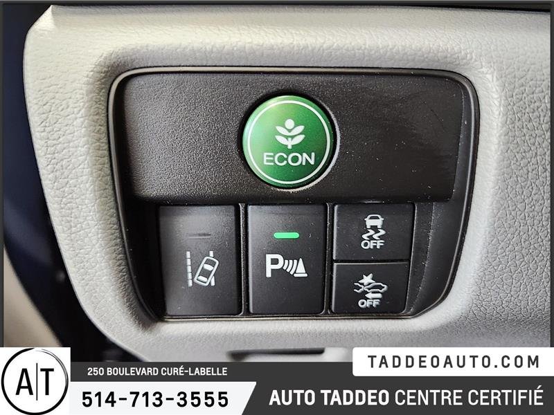 Accord Sedan L4 Touring CVT 2016 à Laval, Québec - 15 - w1024h768px