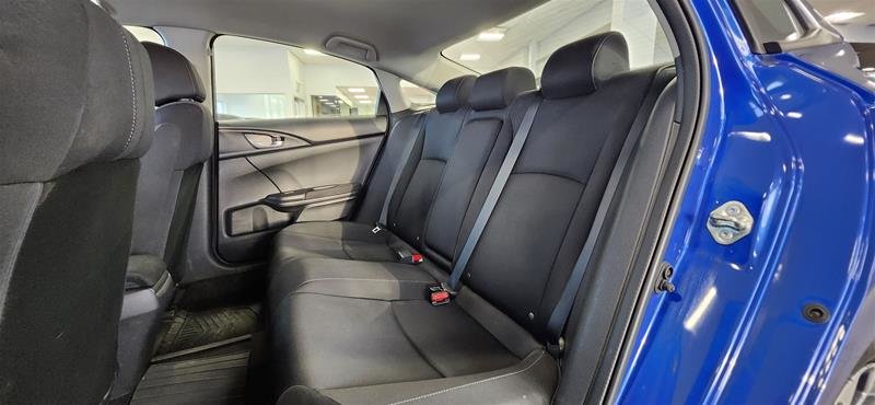 2018  Civic Sedan SE CVT in Laval, Quebec - 13 - w1024h768px