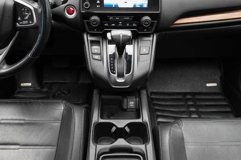 2019  CR-V Touring AWD CVT in Laval, Quebec - 19 - w1024h768px