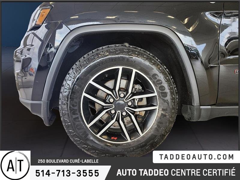 2019  Grand Cherokee 4X4 Trailhawk in Laval, Quebec - 3 - w1024h768px
