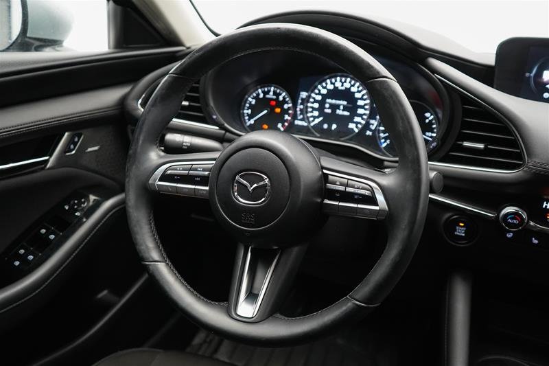 2019 Mazda 3 GT at in Laval, Quebec - 12 - w1024h768px