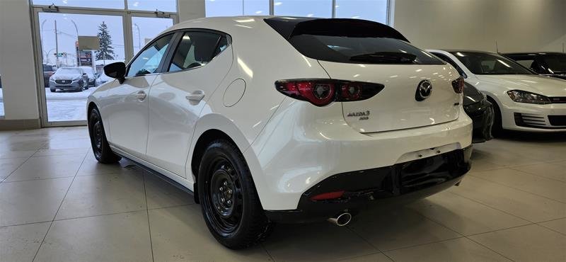 2023 Mazda 3 GS at in Laval, Quebec - 5 - w1024h768px