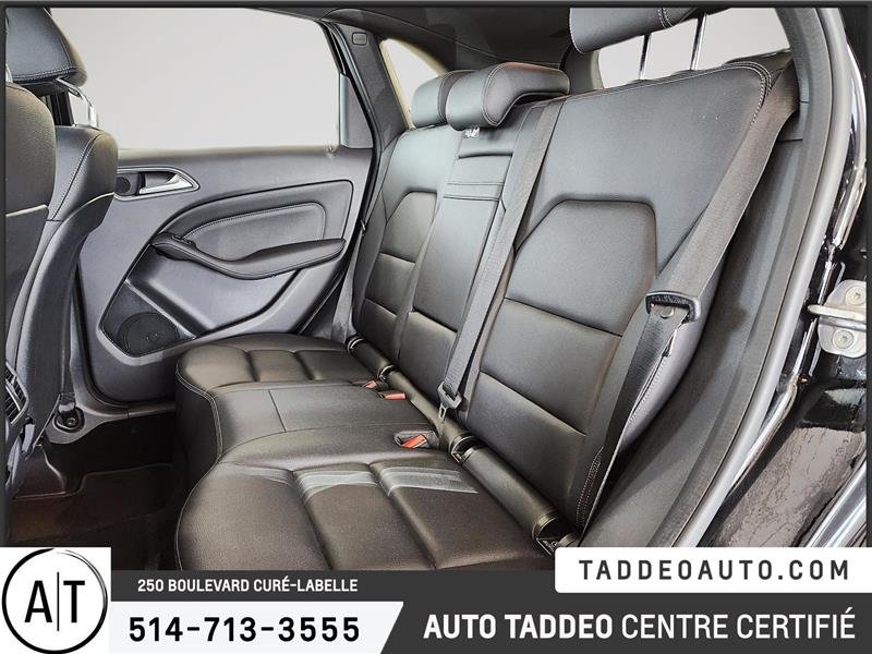 2019  B250 4MATIC Sports Tourer in Laval, Quebec - 12 - w1024h768px