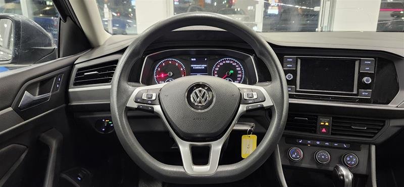 2019  Jetta Comfortline 1.4t 6sp in Laval, Quebec - 14 - w1024h768px