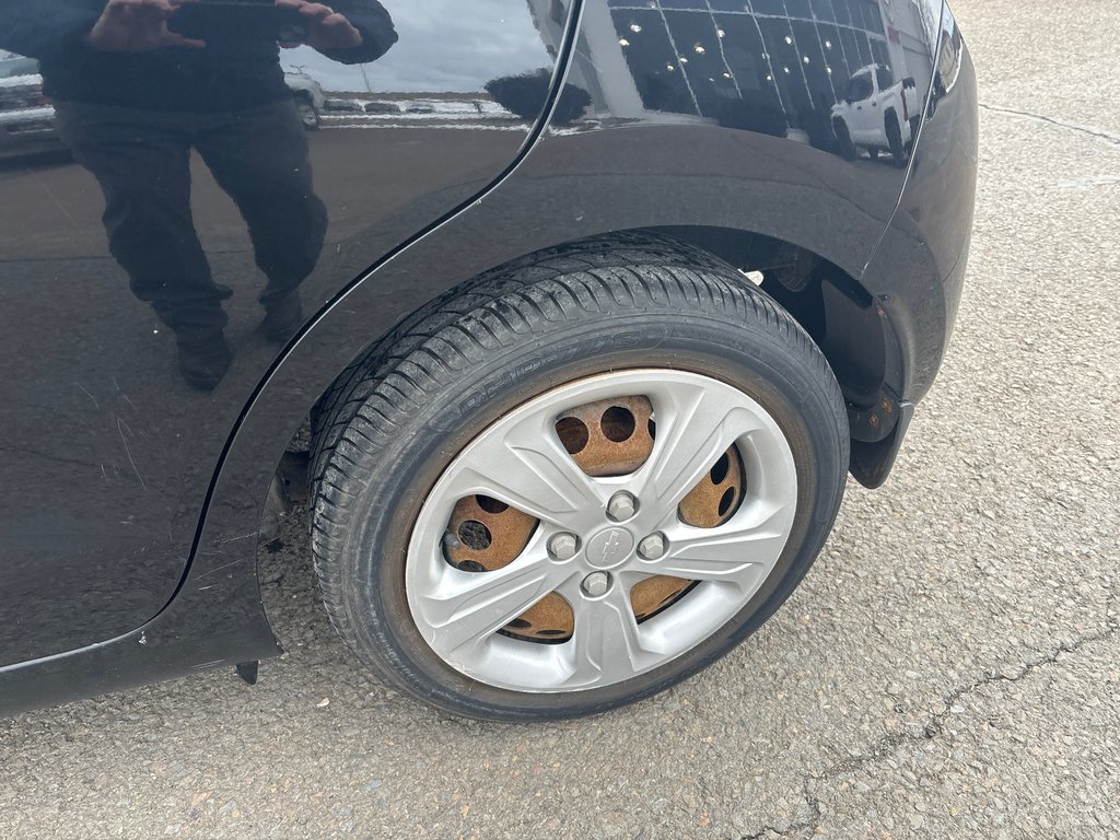 Chevrolet Spark LS 2019 à Fredericton, Nouveau-Brunswick - 9 - w1024h768px