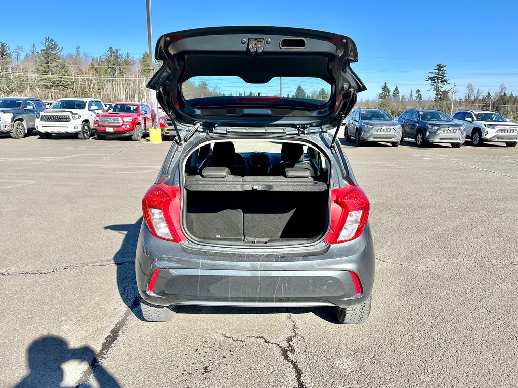 Chevrolet Spark LT 2019 à Fredericton, Nouveau-Brunswick - 16 - w1024h768px