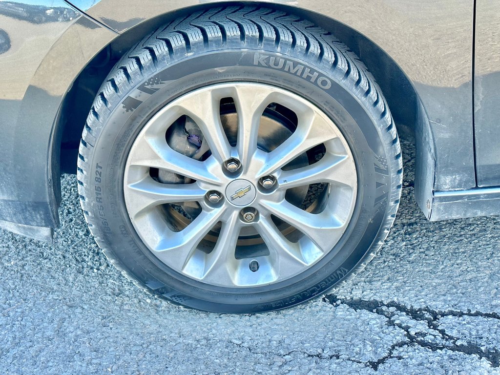 2019 Chevrolet Spark LT in Fredericton, New Brunswick - 4 - w1024h768px