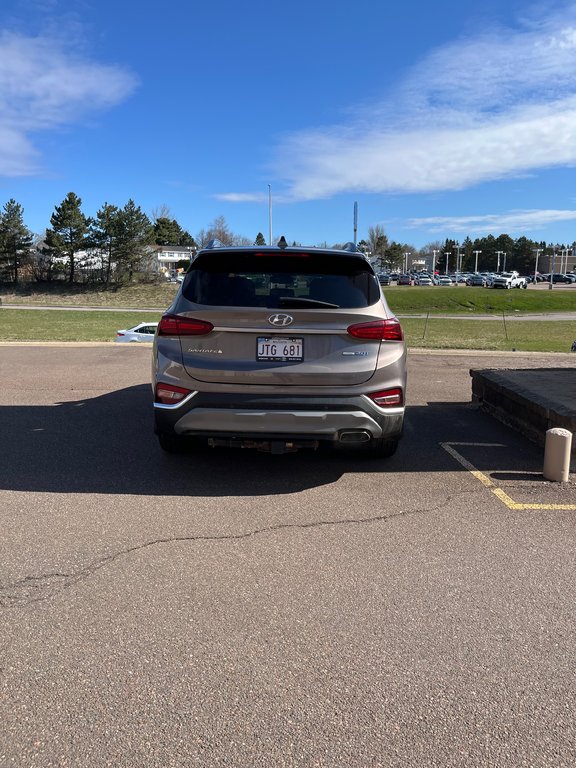 2019 Hyundai Santa Fe Ultimate in Moncton, New Brunswick - 8 - w1024h768px