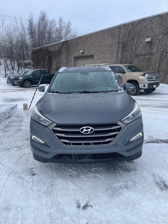 2016 Hyundai Tucson Premium in Moncton, New Brunswick - 4 - w1024h768px