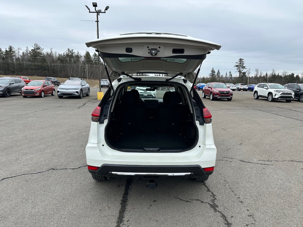2020 Nissan Rogue in Fredericton, New Brunswick - 8 - w1024h768px