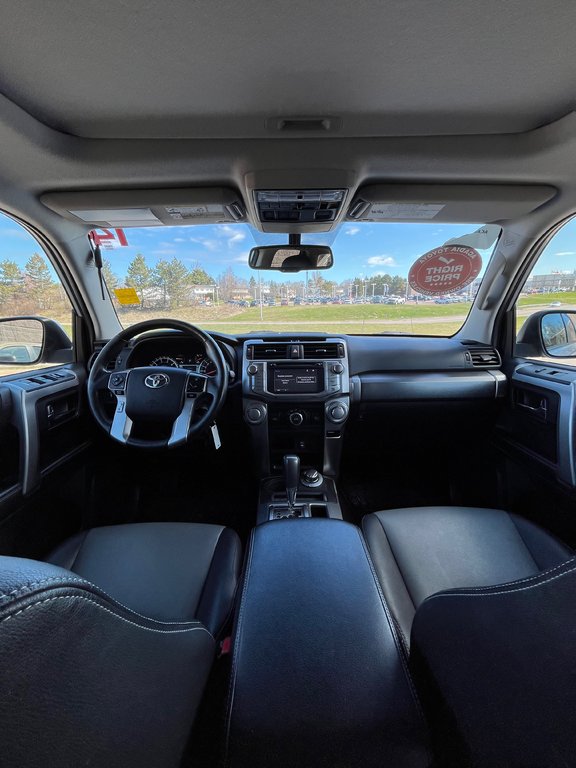 2014 Toyota 4Runner SR5 in Moncton, New Brunswick - 12 - w1024h768px