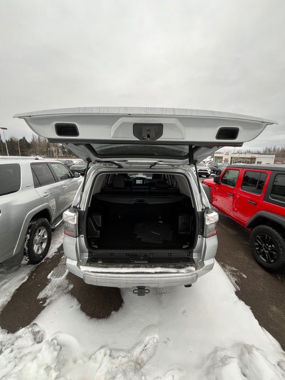 2021 Toyota 4Runner TRD Off Road in Moncton, New Brunswick - 12 - w1024h768px
