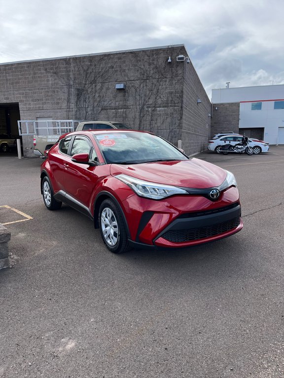 2020 Toyota C-HR LE in Moncton, New Brunswick - 5 - w1024h768px