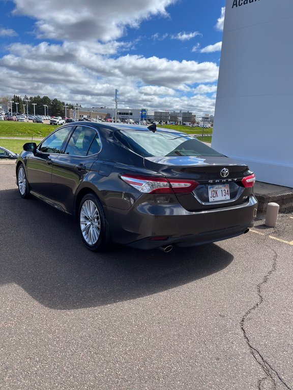 2018 Toyota Camry XLE in Moncton, New Brunswick - 9 - w1024h768px