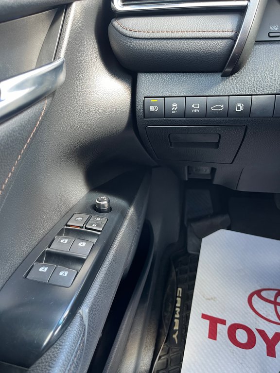 Toyota Camry XLE 2018 à Moncton, Nouveau-Brunswick - 17 - w1024h768px